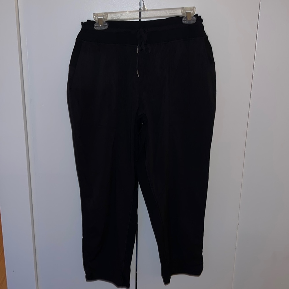 Black lululemon joggers size 10